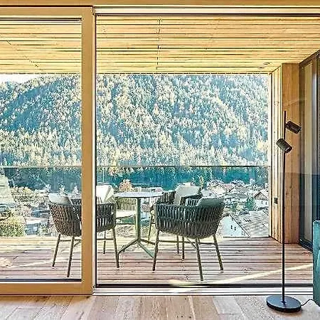 Hotel Laerchenlodge Skyspa And Whirlpool Stubai Card 4*